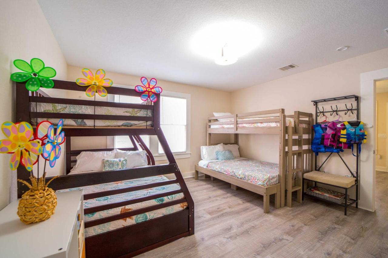 Bright Galveston Bungalow Half Mi To Pleasure Pier Dış mekan fotoğraf